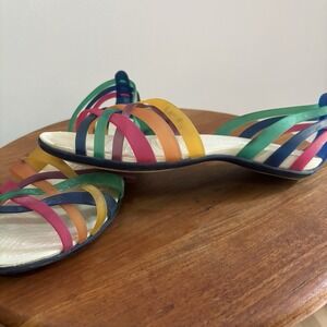Crocs Colorful Huarache Flat Sandals Womens 9 Rainbow Comfort Travel Pool Summer